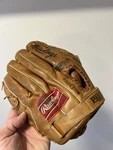 Rawlings RTD8CR Cal Ripken Jr Special Edition 11 Basket-web Baseball Glove Rht. Fixed Price $19.99.