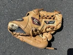 Louisville Slugger Tpx Pro Flare PF14-CR Baseball Glove 11.75" Rh. Fixed Price $99.99.