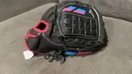 Mizuno Finch Series Youth Softball Glove 10" Gpp 1005F1 Rht. Fixed Price $15.00.