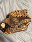 Louisville Slugger Icon IC11275 Baseball Glove 12.75" Rht Made In Usa Right Hand. Fixed Price $114.99.
