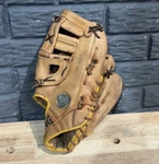 Spalding Baseball Glove Dave Kingman 42-3925 Rht Advisory Staff Right Hand Throw. Fixed Price $18.39.