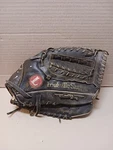Louisville Slugger Glove Gtps 6 13.5" Black Used. Fixed Price $24.99.