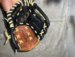 Wilson Baseball Glove T-ball Model A2473 10 1/2 Pattern Easy Catch. Fixed Price $18.49.
