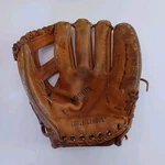 Regent Little League Baseball Softball Glove Mitt 03347. Fixed Price $15.75.