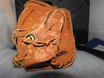 Wilson Dual Hinge Andy Pettitte Advisory Staff Baseball Glove. Fixed Price $12.00.