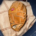 Rawlings Fastback Youth Rh 10" Leather Glove Rbg 119 Soft/baseball Holdster. Fixed Price $10.00.