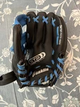 Franklin Youth Ready To Play Series - 22706 Size 8.5" Right Hand Throw. Fixed Price $9.99.