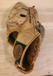 Vintage Louisville Slugger LSG50 Cowhide Junior Baseball Glove. Right Handed. Fixed Price $17.95.