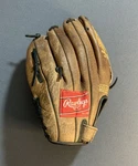 Rawlings RTD110 Series Special Edition Leather Baseball Glove. Fixed Price $12.00.