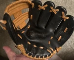Rawlings RBG158BT 9 Inch Derek Jeter Rh Thrower Child Glove Baseball Tee-ball. Fixed Price $12.99.