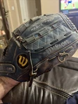 Wilson Optima Silver Series Rht Softball/baseball Glove Mitt OS2 A9861 Blue. Fixed Price $24.99.