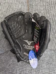 Mizuno Prospect Powerclose 10" Youth Baseball Glove GPP1000Y3 Black Rht Nwt 3-6. Fixed Price $28.00.
