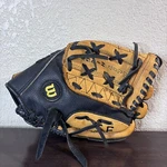 Wilson A0350 MLB10 Baseball Glove 10" Brown Rht Genuine Leather. Fixed Price $14.99.