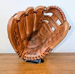 Japanese Mizuno 13" Professional World Win GOC-5 Lht Softball/baseball Glove. Fixed Price $80.00.