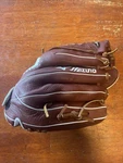New Mizuno Fastpitch Softball Glove Prospect Inch Gpsl 1200F4 Rht. Fixed Price $41.99.