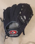 Easton Black Magic Etx 9N T-baseball Mitt Youth Kids Lh Left Hand. Fixed Price $8.99.