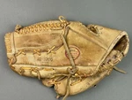 Vintage Spalding Bob Gibson Advisory Staff Lht 42-3206 Fielders Glove 12". Fixed Price $39.95.