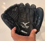 Mizuno Prospect Gpp 1000Y3 Powerclose Youth Rht Baseball Glove. Fixed Price $16.95.