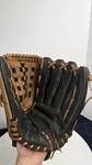 Easton Synergy Ii Inch Right Hand Throw Leather Glove SP14. Fixed Price $24.95.