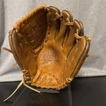 Rawling Highlight HL203 11.5 Baseball Glove Left Hand Thrower Broken & Ready. Fixed Price $54.99.