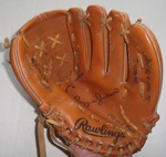 Vintage Rawlings Reggie Jackson RBG155 10" Right Handed Leather Baseball Glove. Fixed Price $26.99.