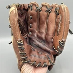 Mizuno Prospect GPP-1101 Right Hand Thrower 11" Brown Baseball Glove Power Close. Fixed Price $17.99.