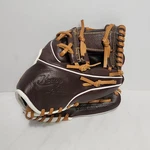 Marucci Krewe M-type 11.25 Inch KR42A2 (rh Throw) Left Baseball Glove New. Fixed Price $67.36.