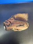 Easton 14 Baseball Natural Softball Glove 91 Series Right Hand Throw. Fixed Price $40.38.