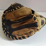 Mizuno GXC-75 World Won 34 Baseball Softball Catchers Mitt Right Hand Throw. Fixed Price $59.99.