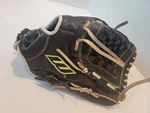 Worth Model SO125FS Baseball Glove 12IN Right Haned Throw. Fixed Price $26.54.