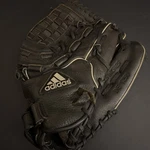 Adidas 12.5" Rht DE1250 Baseball Softball Glove Mitt Steer Leather Black. Fixed Price $19.99.