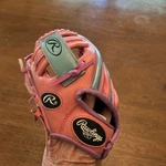 Rawlings PL158PN 9IN Performance Design, Pink & Purple Baseball Left Throw Glove. Fixed Price $15.00.