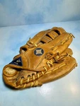 Spalding Player Series Softball Glove Right Hand Throw Deep Formed Pocket 42-651. Fixed Price $19.99.