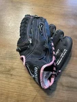Mizuno Gpp 1006 Black And Pink Glove Rh Throw Prospect 10IN. Fixed Price $17.99.