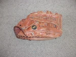 Ssk Dimple Ii DPG777 13" Glove Softball/baseball Rht. Fixed Price $15.99.