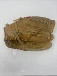 Rawlings RBG4 Steve Avery Fastback Model Baseball Glove Right Hand Throw 11.5. Fixed Price $29.95.