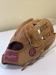 Rawlings RSG3 Softball Size Glove Rht Deep Well Pocket. Fixed Price $24.99.
