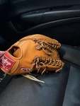 Rawlings Heart Of The Hide Horween 12.75 Pro-t Trapeze. Fixed Price $325.00.