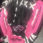 Rawlings Glove Baseball Mitt Girls Inch PL92PB Pink. Fixed Price $13.00.