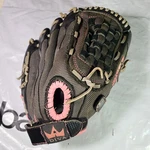 Louisville Slugger Diva Ball Glove Bruise Gard Padding Right Handed Throw DV1150. Fixed Price $11.63.
