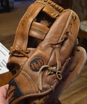 Louisville Slugger LSG28 12" Top Grain Cowhide Leather Baseball Glove Brown Lht. Fixed Price $19.99.