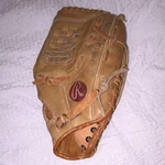 Rawlings Rbg 2 Leather Baseball Glove Tan Basket-web 5 Finger Deep Well Pocket. Fixed Price $199.00.