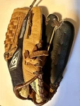 Louisville Slugger Genesis 1884 Professional Pattern 11 Baseball Glove GN14 Bn. Fixed Price $18.00.