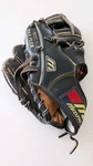Vintage Mizuno Max Flex Professional Model MZ95 9" Leather Glove Left Handed. Fixed Price $13.60.