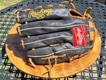 Rawlings Black RBG11PJ Baseball Glove Right Hand Thrower Inch Derek Jeter. Fixed Price $20.00.