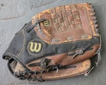 Wilson Protege Baseball Glove Mitt 12.5" Right Handed Thrower, Model A2489. Fixed Price $24.99.