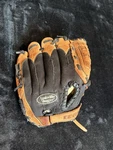 Louisville Slugger Genesis 1884 10.5" Left Buffalo Leather Baseball Softball Gl. Fixed Price $13.50.