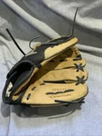 Easton ZFX1101 Rht Baseball Glove-youth Inch-tan/black-basket Web-adjustable. Fixed Price $12.50.