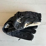 Easton BX1250B Baseball Softball Glove 12.5" Rht Black Cream Ideal Fit System. Fixed Price $14.99.