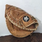 Vintage Macgregor MM110F Catcher Mitt Glove Scoop Toe Full Grain Leather Taiwan. Fixed Price $39.99.